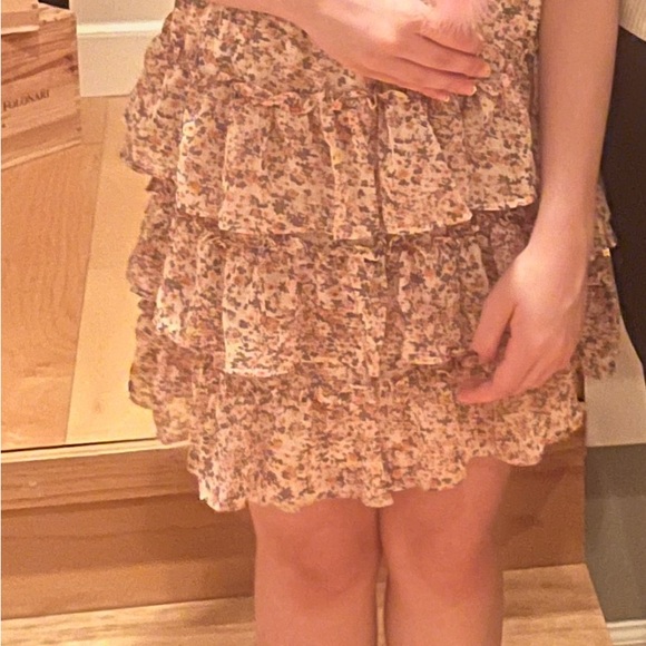 Floral Ruffle Dress - Picture 8 of 9